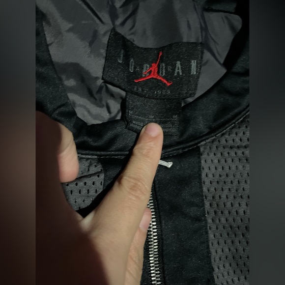 Women’s Air Jordan classic capsule black and grey dress comfort size medium - Picture 4 of 6